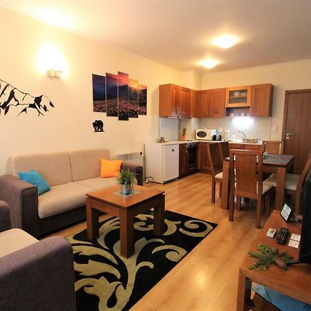 Pine Tree Apartment 3 - B3 بانسكو المظهر الخارجي الصورة