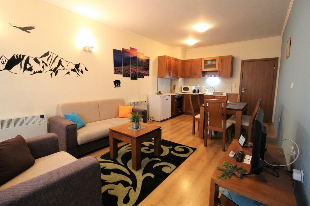 Pine Tree Apartment 3 - B3 بانسكو المظهر الخارجي الصورة